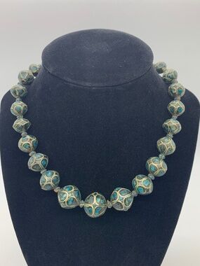 Vintage Turquoise Beaded Necklace: Southwestern Silver Jewelry